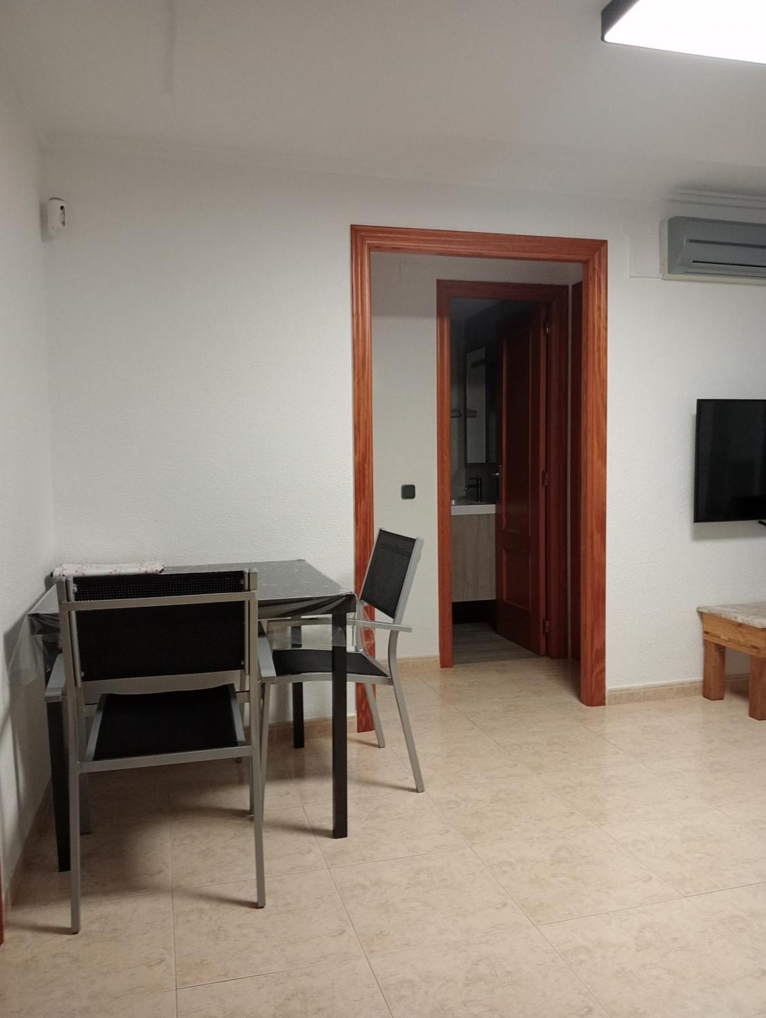 Increibles Vistas Al Mar, Montana, Con A-a, Piscina, Parking, Calefaccion- Galardon Excelencia 2024-2025 Apartment *
